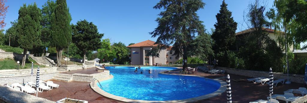 Bisser Hotel - Free Parking - Free Pool Access Balchik Exterior photo